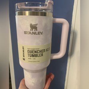Stanley Quencher H2.0 40oz Tumbler HTF Wisteria Tie Dye Target Exclusive NWT